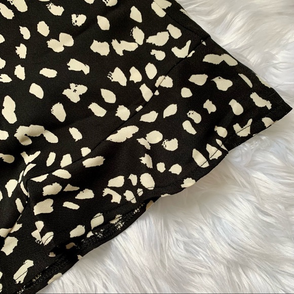 NWT She+Sky Cheetah Print Black Ruffle Hem Shorts size Medium - Picture 5 of 6